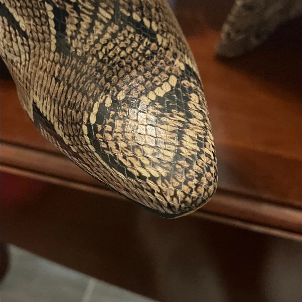 Vince Camuto Snakeskin Heeled Boots - Brown 8.5 - Picture 10 of 10